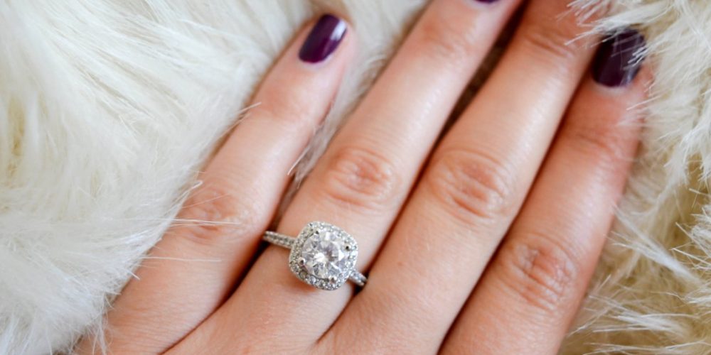 What To Do And What Not To For Keeping Your Engagement Ring Safe?